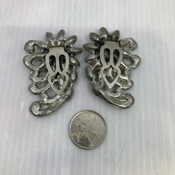 Vtg 1940s CORO pewter green flowers rhinestone fur dress clip brooch - Picture 3 of 4